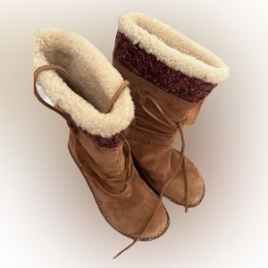 UGG Tanasa Boots New